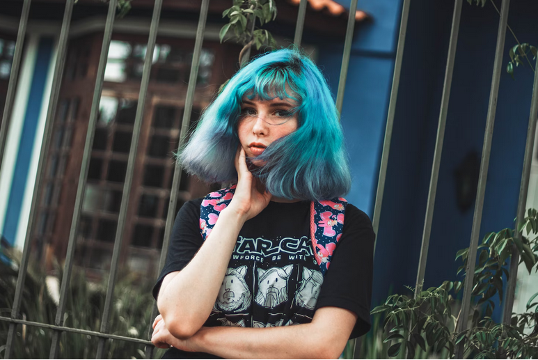 blue hair